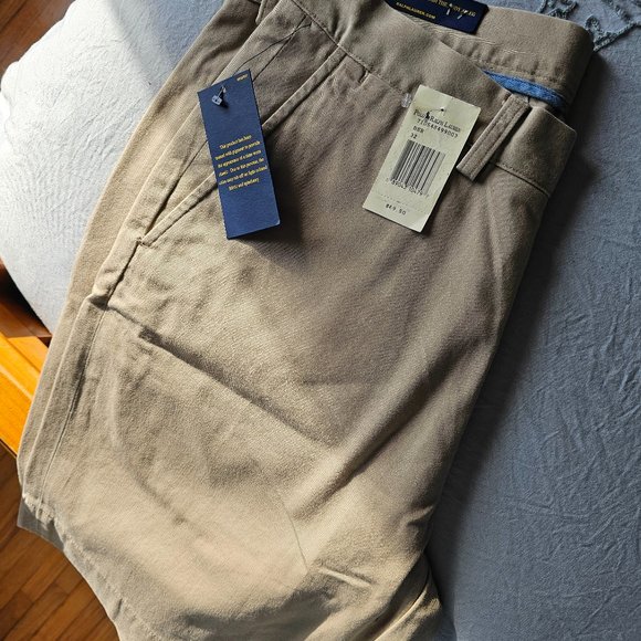 Polo Ralph Lauren Other - Polo Ralph Lauren Classic Fit 9” Inseam Chino Shorts 32